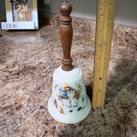 Vintage Norman Rockwell "Love's Harmony" Bell by Gorham, 1975 - Picture 9 of 9